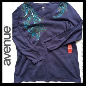 NWT Avenue Long Sleeve Sequin Top